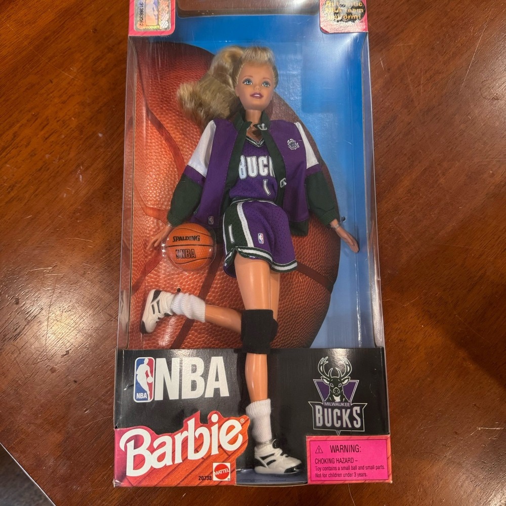 Mattel Barbie NBA Milwaukee Bucks Collector Edition Doll 12" 1998 #20738